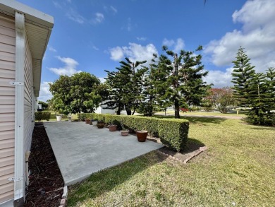 LAND OWNED!!! 2 Bed, 2 Bath,1 Car Gar home in Savanna Clube on Savanna Golf Club in Florida - for sale on GolfHomes.com, golf home, golf lot