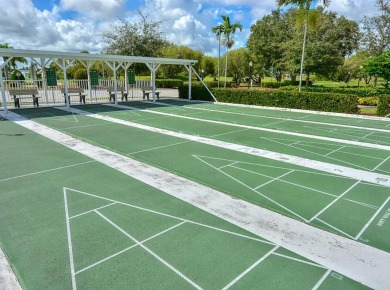 LAND OWNED!!! 2 Bed, 2 Bath,1 Car Gar home in Savanna Clube on Savanna Golf Club in Florida - for sale on GolfHomes.com, golf home, golf lot