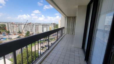 Welcome to your dream condo in the desirable Lands of the on The President Country Club in Florida - for sale on GolfHomes.com, golf home, golf lot