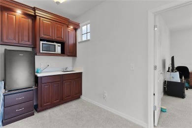 ~NO BOND ~ 2023 ROOF ~ 2019 HVAC  HWH~~FIRST FLOOR PRIMARY on El Diablo Executive Golf Course in Florida - for sale on GolfHomes.com, golf home, golf lot