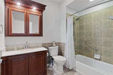 ~NO BOND ~ 2023 ROOF ~ 2019 HVAC  HWH~~FIRST FLOOR PRIMARY on El Diablo Executive Golf Course in Florida - for sale on GolfHomes.com, golf home, golf lot