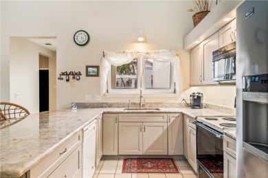 Charming location 2 / 2.5 Townhome. Updated kitchen, granite on Grand Harbor Golf and Country Club in Florida - for sale on GolfHomes.com, golf home, golf lot