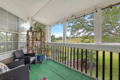 Welcome to this light and bright 2nd-floor end unit in the on The Golf Club of Illinois in Illinois - for sale on GolfHomes.com, golf home, golf lot