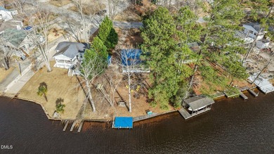 WONDERFUL LAKEFRONT GET-AWAY IS WAITING For You at Beautiful on River Golf and Country Club at Lake Royale in North Carolina - for sale on GolfHomes.com, golf home, golf lot