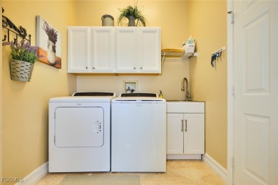 This one is a must see! Totally remodeled *Andover* Single on Lexington Country Club in Florida - for sale on GolfHomes.com, golf home, golf lot