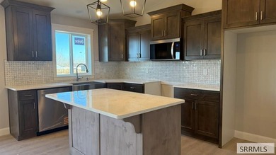 I am excited to introduce you to Copper Creek Homes' G-Twin on Sage Lakes Municipal Golf Course in Idaho - for sale on GolfHomes.com, golf home, golf lot