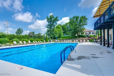 Lovely first floor spacious condo with 2 bedrooms, 2 full baths on Rosemont Country Club in Ohio - for sale on GolfHomes.com, golf home, golf lot