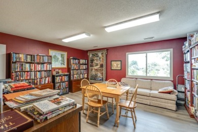 Lovely first floor spacious condo with 2 bedrooms, 2 full baths on Rosemont Country Club in Ohio - for sale on GolfHomes.com, golf home, golf lot