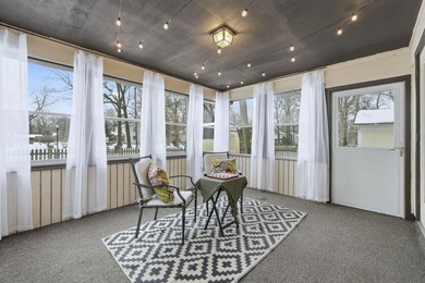 *Contingent accepting back up offers*Heads up--this is one of on Arlington Park Association in Indiana - for sale on GolfHomes.com, golf home, golf lot