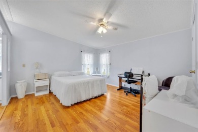 Beautiful 2BD/2BA Home in Polo Park 55+ Golf Community - on Polo Park Golf Course in Florida - for sale on GolfHomes.com, golf home, golf lot