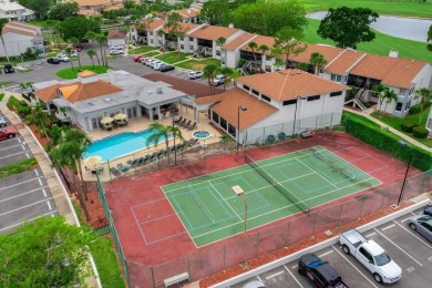Welcome to beautiful FEATHER SOUND & The *CLUB AT FEATHER SOUND* on Feather Sound Country Club in Florida - for sale on GolfHomes.com, golf home, golf lot