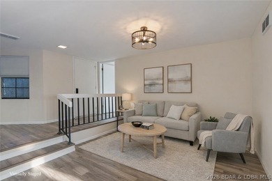 Tastefully updated and beautifully decorated condo at the on Seasons Ridge At Four Seasons in Missouri - for sale on GolfHomes.com, golf home, golf lot