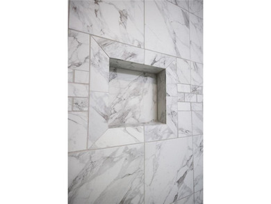 Completely updated 4 Bed 2 Bath Home Located Within View of the on Moila Country Club in Missouri - for sale on GolfHomes.com, golf home, golf lot