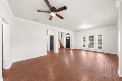 REFRESHED  BACK ON MARKET! WALLS, TRIM, AND DOORS PAINTED on Tierra Verde Golf Club in Texas - for sale on GolfHomes.com, golf home, golf lot