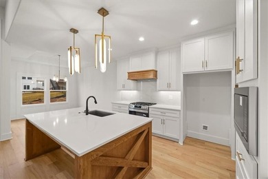 Simplify your life with an ALL NEW MAINTENANCE PROVIDED CUSTOM on Lakewood Oaks Golf Club, Ltd. in Missouri - for sale on GolfHomes.com, golf home, golf lot