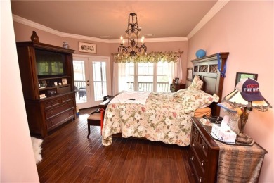 Beautiful Custom-Built Lakeview Home on Private Cul-De-Sac...
 on Holiday Island Executive Golf Course in Arkansas - for sale on GolfHomes.com, golf home, golf lot