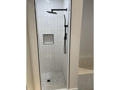 Beautifully renovated villa in the heart of Jupiter!  One level on The Golf Club of Jupiter in Florida - for sale on GolfHomes.com, golf home, golf lot