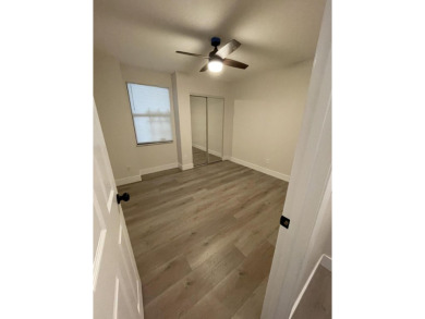 Beautifully renovated villa in the heart of Jupiter!  One level on The Golf Club of Jupiter in Florida - for sale on GolfHomes.com, golf home, golf lot