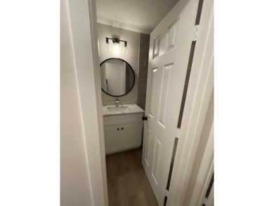 Beautifully renovated villa in the heart of Jupiter!  One level on The Golf Club of Jupiter in Florida - for sale on GolfHomes.com, golf home, golf lot