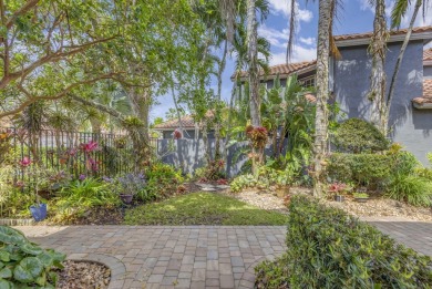 Looking for an UNBELIEVABLE view? Spend time in your private on Ibis Golf and Country Club in Florida - for sale on GolfHomes.com, golf home, golf lot