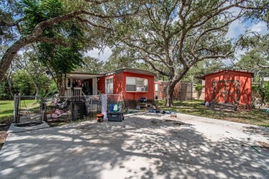 Investment Opportunity in Coastal Fulton, Texas!  Tucked beneath on Rockport Country Club in Texas - for sale on GolfHomes.com, golf home, golf lot