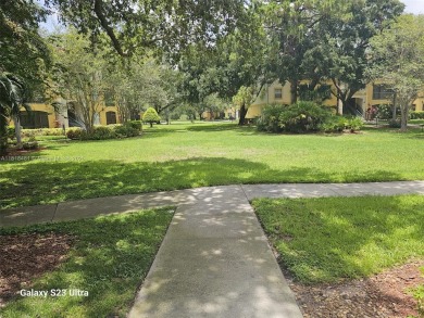 Great Location in desirable Gateway Area.  Nice 2 Bedrooms 2 on Gateway Golf and Country Club in Florida - for sale on GolfHomes.com, golf home, golf lot