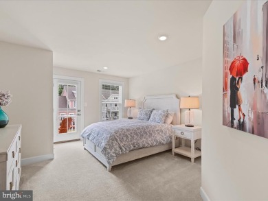 Welcome to this like-new, beautifully maintained townhome on The Peninsula Golf and Country Club in Delaware - for sale on GolfHomes.com, golf home, golf lot