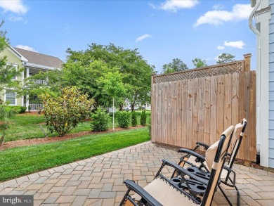 Welcome to this like-new, beautifully maintained townhome on The Peninsula Golf and Country Club in Delaware - for sale on GolfHomes.com, golf home, golf lot