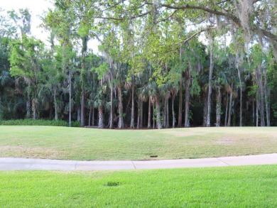This move in ready 1605 sf split 3/2 home is offered for $169 on Crane Lakes Golf and Country Club in Florida - for sale on GolfHomes.com, golf home, golf lot