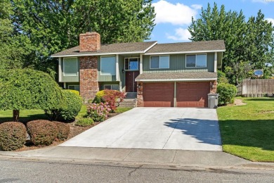 Located in an established South Kennewick neighborhood where on Canyon Lakes Golf Course in Washington - for sale on GolfHomes.com, golf home, golf lot