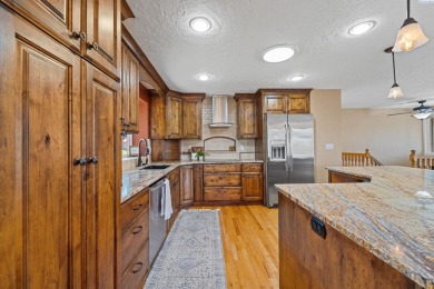 Located in an established South Kennewick neighborhood where on Canyon Lakes Golf Course in Washington - for sale on GolfHomes.com, golf home, golf lot