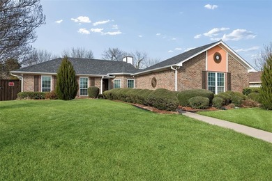 Welcome home to this move-in ready gem in the heart of Trophy on Trophy Club of Dallas in Texas - for sale on GolfHomes.com, golf home, golf lot