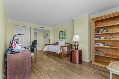 SUPER VALUE in this 7th floor 2-bedroom condo with tile floors on The Landings Yacht, Golf and Tennis Club in Florida - for sale on GolfHomes.com, golf home, golf lot