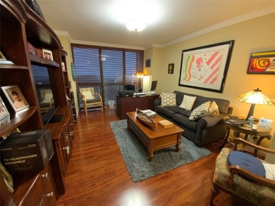 Long, wide and dramatic living room, formal dining room, gourmet on Towers Country Club in New York - for sale on GolfHomes.com, golf home, golf lot