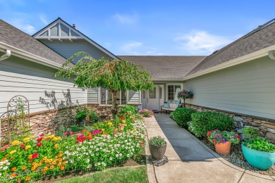 Exquisite 2-bed, 2-bath, 1,964 sq ft home in the gated Poppy on Eagle Point Golf Course in Oregon - for sale on GolfHomes.com, golf home, golf lot