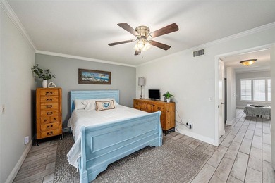 Beautifully updated 1-bedroom condo in the highly desirable 55+ on On Top Of The World Golf Course in Florida - for sale on GolfHomes.com, golf home, golf lot