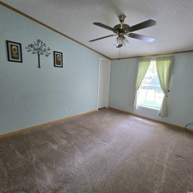 3 Bedroom, 2 bath immaculate home with one car garage, 20x12 on Wachesaw Plantation East Golf Course in South Carolina - for sale on GolfHomes.com, golf home, golf lot