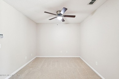 Welcome to this well maintained three bedroom, two bath townhome on Golf Club At Fleming Island in Florida - for sale on GolfHomes.com, golf home, golf lot