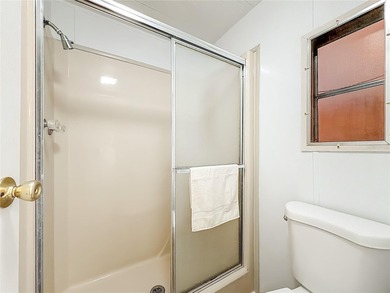 NO BOND! This well-maintained 2 Bedroom, 2 Bathroom home in the on El Diablo Executive Golf Course in Florida - for sale on GolfHomes.com, golf home, golf lot