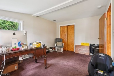 Welcome to 4 Lenape Trail, a spacious and inviting home located on Packanack Golf Club in New Jersey - for sale on GolfHomes.com, golf home, golf lot