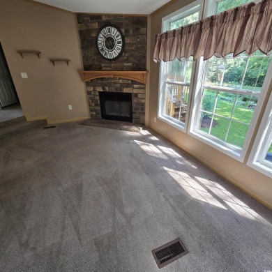 3 Bedroom, 2 bath immaculate home with one car garage, 20x12 on Wachesaw Plantation East Golf Course in South Carolina - for sale on GolfHomes.com, golf home, golf lot