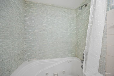Welcome to this freshly renovated 2 bedroom, 1 full and 2 half on Village Greens of Woodridge Golf Course in Illinois - for sale on GolfHomes.com, golf home, golf lot