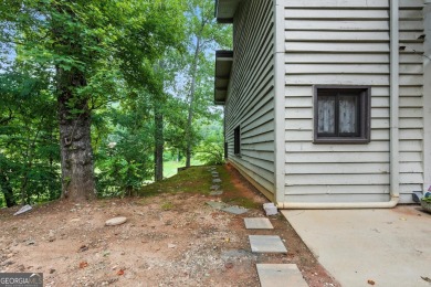 Welcome to your beautifully maintained furnished ground-level on Kingwood Golf Club and Resort in Georgia - for sale on GolfHomes.com, golf home, golf lot