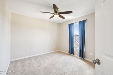 Welcome to this well maintained three bedroom, two bath townhome on Golf Club At Fleming Island in Florida - for sale on GolfHomes.com, golf home, golf lot