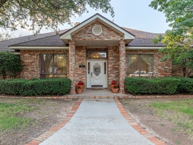 Welcome to the highly sought-after Green Tree subdivision! This on Green Tree Country Club in Texas - for sale on GolfHomes.com, golf home, golf lot