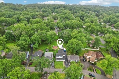 Welcome to 4 Lenape Trail, a spacious and inviting home located on Packanack Golf Club in New Jersey - for sale on GolfHomes.com, golf home, golf lot