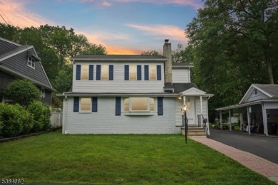Welcome to 4 Lenape Trail, a spacious and inviting home located on Packanack Golf Club in New Jersey - for sale on GolfHomes.com, golf home, golf lot