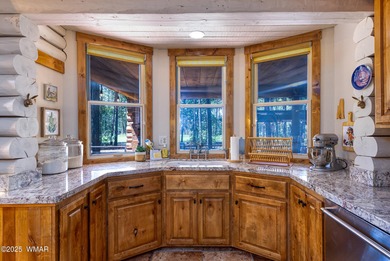 Pinetop Country Club stunning log cabin designed for comfort on Pinetop Lakes Country Club in Arizona - for sale on GolfHomes.com, golf home, golf lot