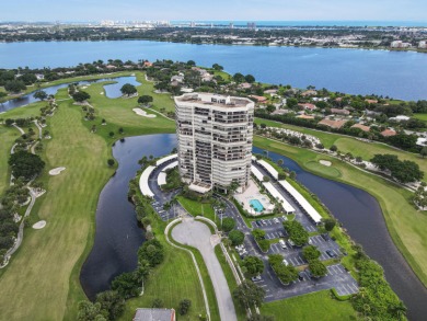 Experience luxury living in this beautifully renovated 2-bedroom on  in Florida - for sale on GolfHomes.com, golf home, golf lot