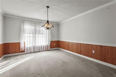 Come make this house your home! Some updates are needed but it on Royal Golf Club in Louisiana - for sale on GolfHomes.com, golf home, golf lot